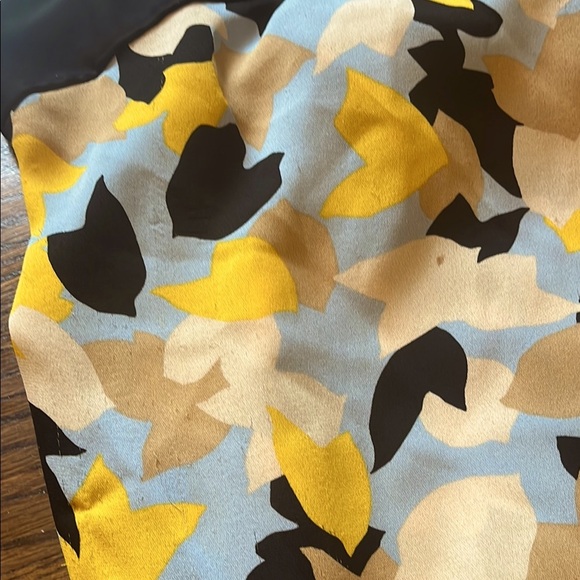 Diane Von Fusternberg 2 Floral Patterned Fabric - Picture 2 of 3